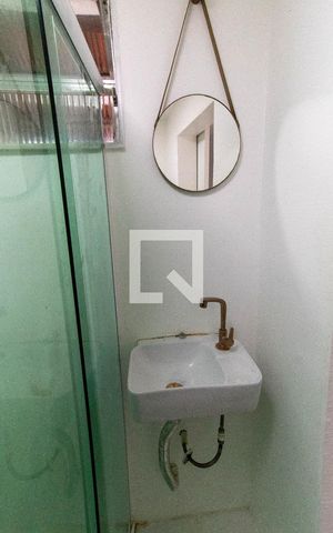 Apartamento à venda com 50m², 2 quartos e sem vaga Apartamento à venda com 50m², 2 quartos e sem vagaBanheiro