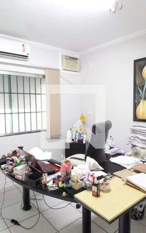 Casa para alugar com 350m², 7 quartos e 5 vagasEscritório