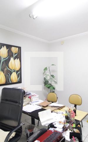 Casa para alugar com 350m², 7 quartos e 5 vagasEscritório