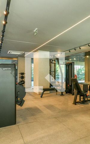 Apartamento à venda com 115m², 3 quartos e 2 vagas Apartamento à venda com 115m², 3 quartos e 2 vagasÁrea comum - Academia