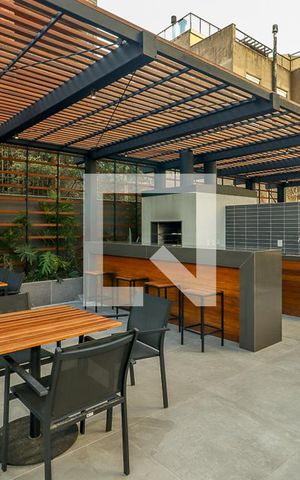 Apartamento à venda com 115m², 3 quartos e 2 vagas Apartamento à venda com 115m², 3 quartos e 2 vagasÁrea comum - Churrasqueira