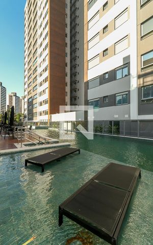 Apartamento à venda com 115m², 3 quartos e 2 vagas Apartamento à venda com 115m², 3 quartos e 2 vagasÁrea comum - Piscina