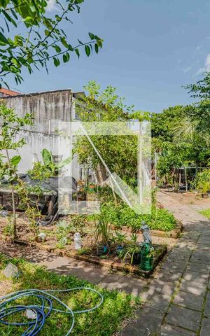 Casa à venda com 409m², 4 quartos e 5 vagas Casa à venda com 409m², 4 quartos e 5 vagasÁrea externa