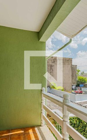 Casa à venda com 409m², 4 quartos e 5 vagas Casa à venda com 409m², 4 quartos e 5 vagasSala