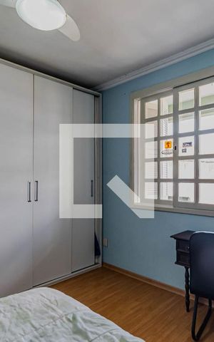 Casa à venda com 409m², 4 quartos e 5 vagas Casa à venda com 409m², 4 quartos e 5 vagasQuarto 3