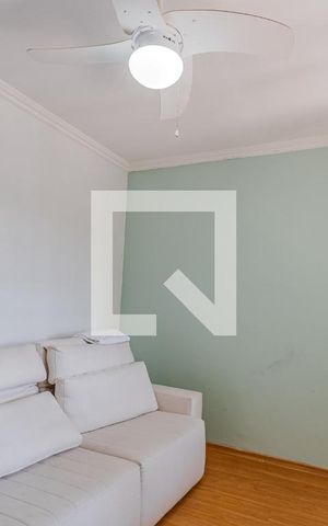 Casa à venda com 409m², 4 quartos e 5 vagas Casa à venda com 409m², 4 quartos e 5 vagasQuarto 1