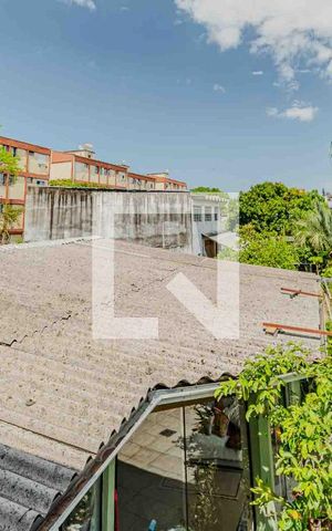 Casa à venda com 409m², 4 quartos e 5 vagas Casa à venda com 409m², 4 quartos e 5 vagasQuarto 4