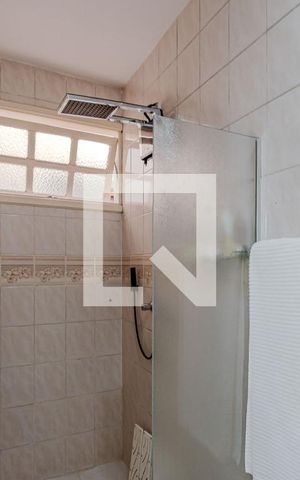 Casa à venda com 409m², 4 quartos e 5 vagas Casa à venda com 409m², 4 quartos e 5 vagasBanheiro