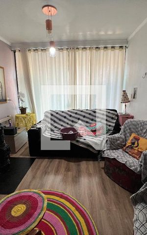 Casa à venda com 105m², 2 quartos e 1 vaga Casa à venda com 105m², 2 quartos e 1 vagaSala