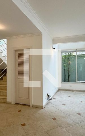 Casa de condomínio para alugar com 700m², 5 quartos e 5 vagasÁrea comum - Salão de festas