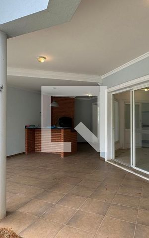Casa de condomínio para alugar com 700m², 5 quartos e 5 vagasChurrasqueira