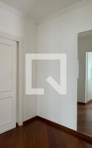 Casa de condomínio para alugar com 700m², 5 quartos e 5 vagasCloset da suíte 2