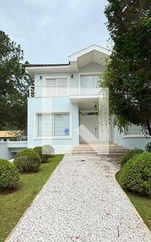Casa de condomínio para alugar com 700m², 5 quartos e 5 vagasFachada