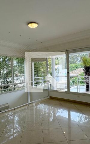 Casa de condomínio para alugar com 700m², 5 quartos e 5 vagasSala de Jantar