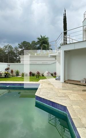 Casa de condomínio para alugar com 700m², 5 quartos e 5 vagasPiscina