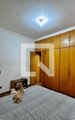 Casa à venda com 290m², 4 quartos e 2 vagas Casa à venda com 290m², 4 quartos e 2 vagasSuíte 1