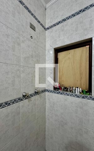 Casa à venda com 290m², 4 quartos e 2 vagas Casa à venda com 290m², 4 quartos e 2 vagasBanheiro Social