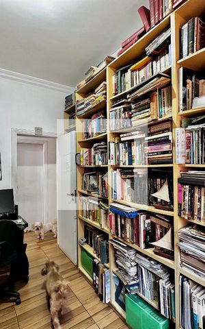 Casa à venda com 290m², 4 quartos e 2 vagas Casa à venda com 290m², 4 quartos e 2 vagasQuarto 4