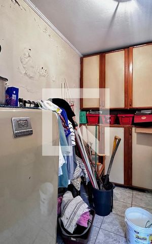 Casa à venda com 290m², 4 quartos e 2 vagas Casa à venda com 290m², 4 quartos e 2 vagasQuarto de Serviço 1