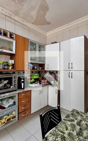 Casa à venda com 290m², 4 quartos e 2 vagas Casa à venda com 290m², 4 quartos e 2 vagasCozinha