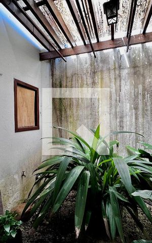 Casa à venda com 290m², 4 quartos e 2 vagas Casa à venda com 290m², 4 quartos e 2 vagasJardim de Inverno