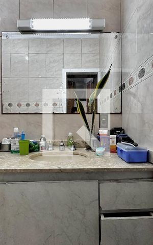 Casa à venda com 290m², 4 quartos e 2 vagas Casa à venda com 290m², 4 quartos e 2 vagasBanheiro Suíte 2