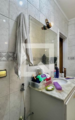 Casa à venda com 290m², 4 quartos e 2 vagas Casa à venda com 290m², 4 quartos e 2 vagasBanheiro Suíte 1