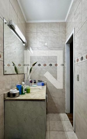 Casa à venda com 290m², 4 quartos e 2 vagas Casa à venda com 290m², 4 quartos e 2 vagasBanheiro Suíte 2