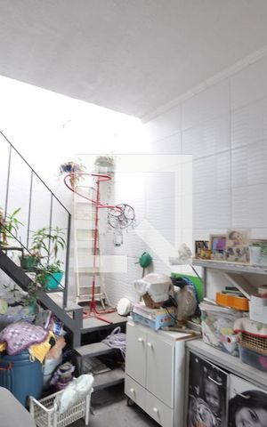 Casa à venda com 180m², 3 quartos e 2 vagasÁrea de Serviço