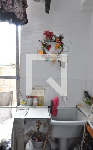 Casa à venda com 180m², 3 quartos e 2 vagasÁrea de Serviço