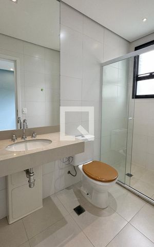 Apartamento à venda com 116m², 3 quartos e 2 vagasBanheiro da Suíte 3