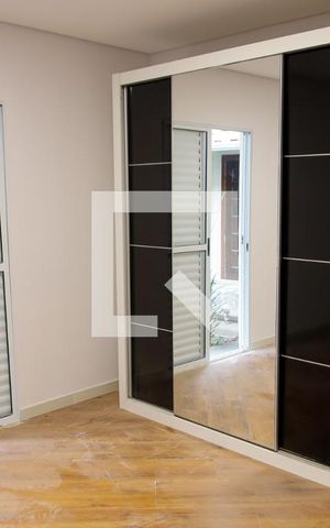Casa para alugar com 200m², 3 quartos e 2 vagas Casa para alugar com 200m², 3 quartos e 2 vagasQuarto 1