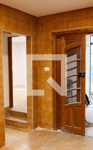 Casa para alugar com 200m², 3 quartos e 2 vagas Casa para alugar com 200m², 3 quartos e 2 vagasCozinha