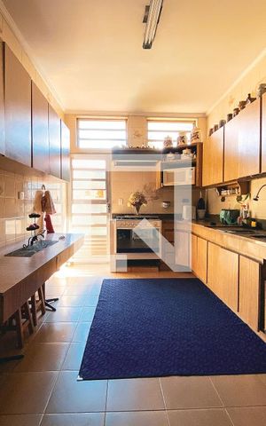 Casa à venda com 200m², 6 quartos e 3 vagasCozinha 2
