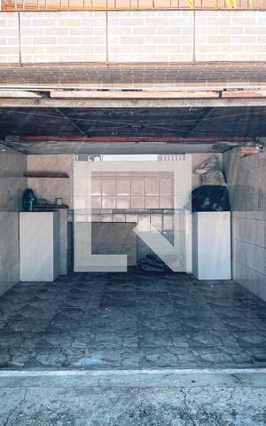 Casa à venda com 200m², 6 quartos e 3 vagasGaragem