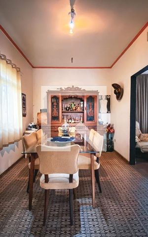 Casa à venda com 200m², 6 quartos e 3 vagasSala