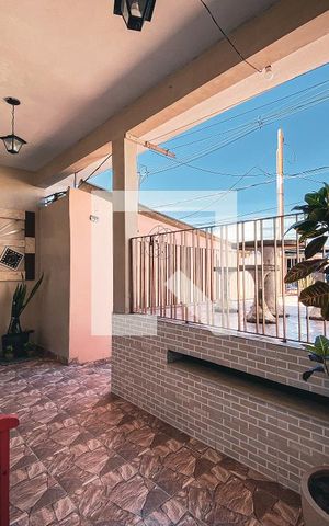 Casa à venda com 200m², 6 quartos e 3 vagasÁrea Externa