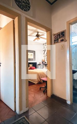 Casa à venda com 200m², 6 quartos e 3 vagasCorredor