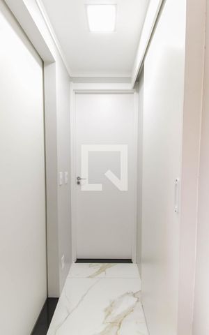 Apartamento à venda com 32m², 2 quartos e 1 vaga Apartamento à venda com 32m², 2 quartos e 1 vagaCorredor