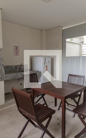 Apartamento à venda com 32m², 2 quartos e 1 vaga Apartamento à venda com 32m², 2 quartos e 1 vagaChurrasqueira