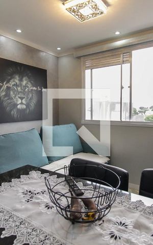 Apartamento à venda com 32m², 2 quartos e 1 vaga Apartamento à venda com 32m², 2 quartos e 1 vagaSala