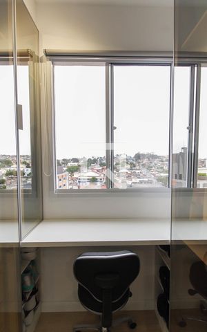 Apartamento à venda com 32m², 2 quartos e 1 vaga Apartamento à venda com 32m², 2 quartos e 1 vagaCloset