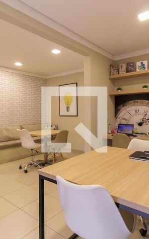 Apartamento à venda com 32m², 2 quartos e 1 vaga Apartamento à venda com 32m², 2 quartos e 1 vagaCoworking