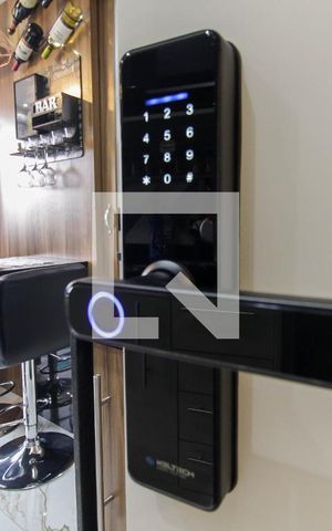 Apartamento à venda com 32m², 2 quartos e 1 vaga Apartamento à venda com 32m², 2 quartos e 1 vagaEntrada