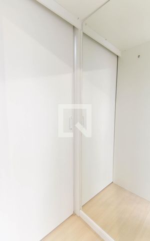 Apartamento à venda com 32m², 2 quartos e 1 vaga Apartamento à venda com 32m², 2 quartos e 1 vagaCloset