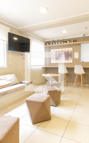 Apartamento à venda com 32m², 2 quartos e 1 vaga Apartamento à venda com 32m², 2 quartos e 1 vagaSalão de Festas