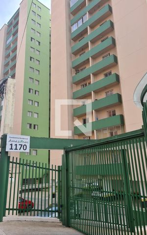 Apartamento para alugar com 61m², 2 quartos e 1 vaga Apartamento para alugar com 61m², 2 quartos e 1 vagaFachada e portaria