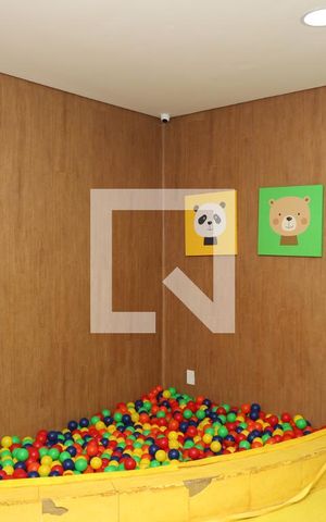 Apartamento para alugar com 45m², 2 quartos e sem vagaÁrea comum