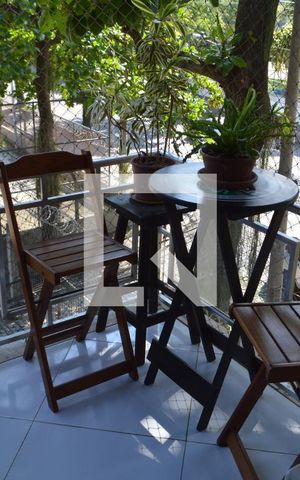 Apartamento à venda com 74m², 3 quartos e 1 vagaVaranda