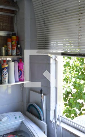 Apartamento à venda com 74m², 3 quartos e 1 vagaÁrea de Serviço